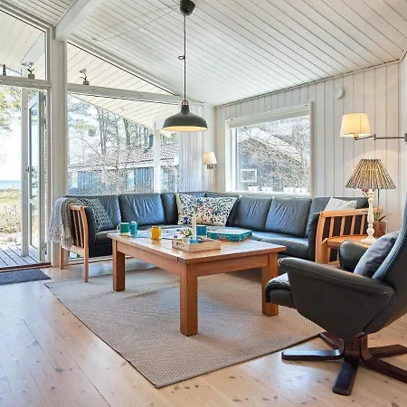 8 Person In Σπίτι διακοπών