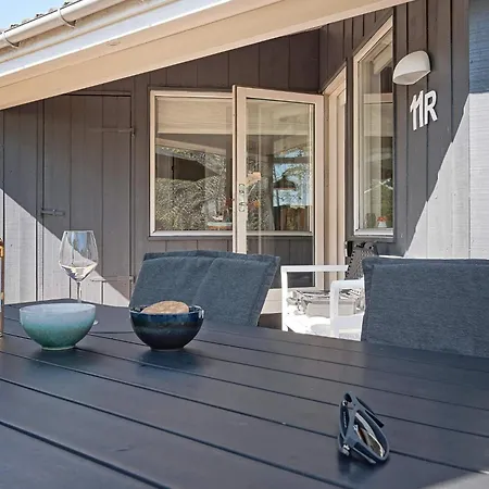 Xvii Holiday home *